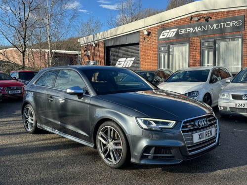 Audi S3  2.0 TFSI Hatchback 3dr Petrol S Tronic quattro Eur 