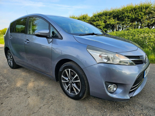 Toyota Verso  2.0 D-4D Icon 5dr