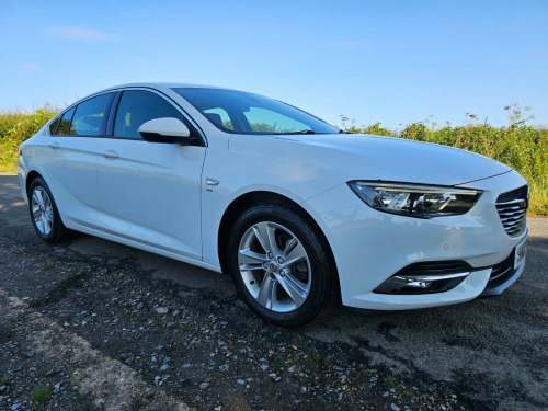 Vauxhall Insignia  1.5T SRi 5dr