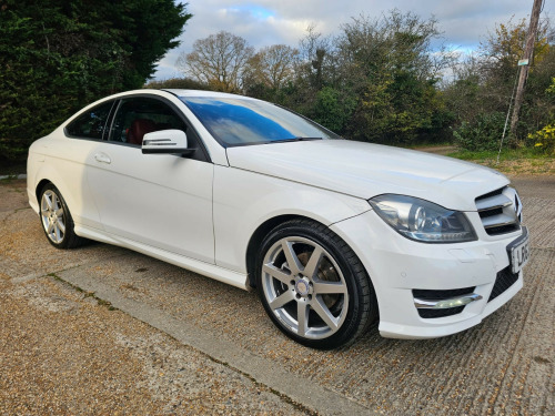 Mercedes-Benz C-Class C220 C220 CDI BlueEFFICIENCY AMG Sport 2dr Auto