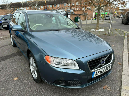 Volvo V70  D5 [215] SE Lux 5dr