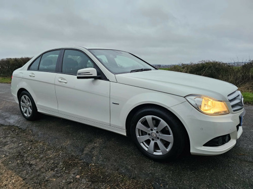 Mercedes-Benz C-Class C180 C180 BlueEFFICIENCY SE Edition 125 4dr Auto