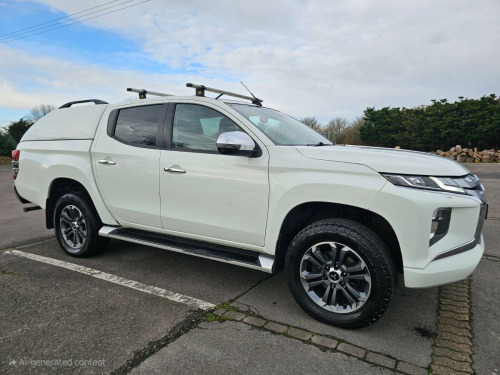 Mitsubishi L200  Double Cab DI-D 150 Warrior 4WD Auto