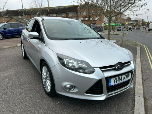 Ford Focus  1.0 125 EcoBoost Zetec 5dr