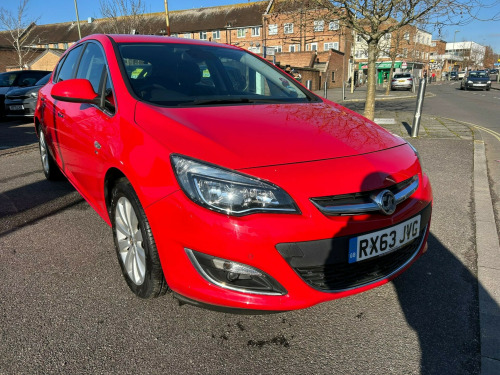 Vauxhall Astra  1.6i 16V SE 5dr Auto