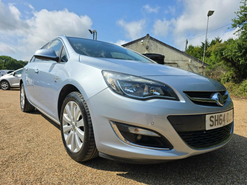 Vauxhall Astra  1.6i 16V Elite 5dr Auto