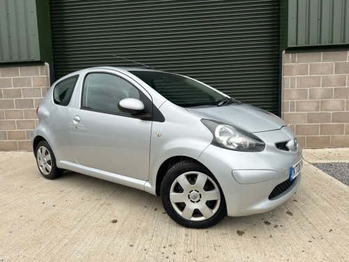 Toyota AYGO  1.0 VVT-i +