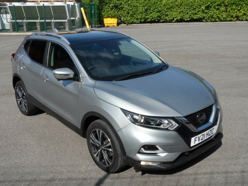 Nissan Qashqai  1.3 DIG-T N-Connecta Euro 6 (s/s) 5dr