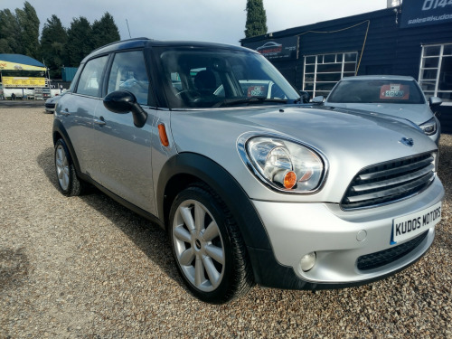 MINI Countryman  1.6 Cooper D SUV 5dr Diesel Manual Euro 5 (s/s) (112 ps)