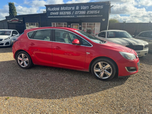 Vauxhall Astra  1.6 16v SRi Hatchback 5dr Petrol Auto Euro 5 (115 ps)