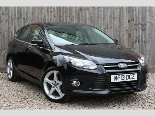 Ford Focus  1.0T EcoBoost Titanium Euro 5 (s/s) 5dr   - 18IN A