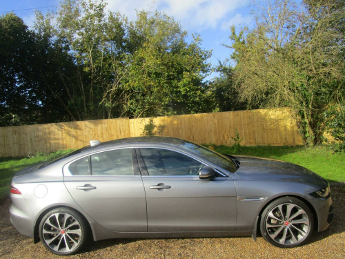 Jaguar XE  2.0 P250i S Auto Euro 6 (s/s) 4dr