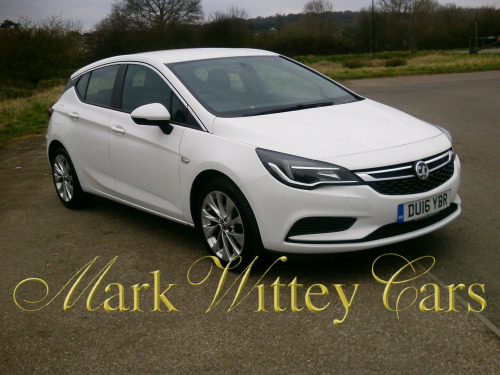 Vauxhall Astra  1.4i 16V Design 5dr