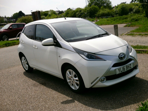 Toyota AYGO  1.0 VVT-i X-Pure 5dr