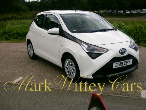 Toyota AYGO  1.0 VVT-i X-Play 5dr