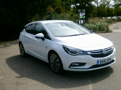 Vauxhall Astra  1.6T 16V 200 SRi Nav 5dr