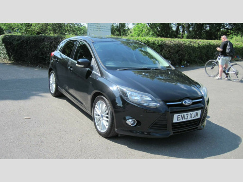 Ford Focus  1.0T EcoBoost Zetec Euro 5 (s/s) 5dr