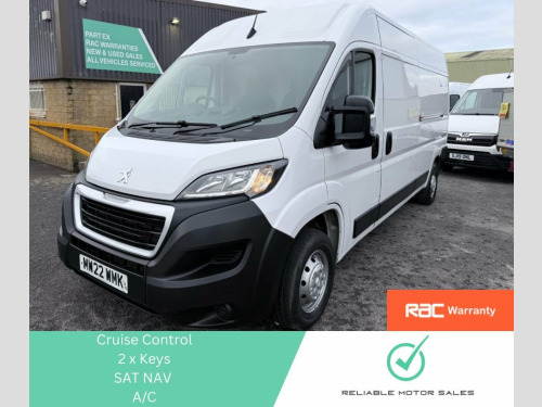 Peugeot Boxer  2.2 BlueHDi 335 Professional Panel Van 5dr Diesel  