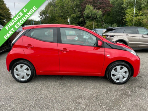 Toyota AYGO  1.0 VVT-i x-play Hatchback 5dr Petrol Manual Euro
