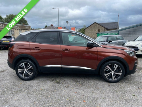 Peugeot 3008 Crossover  1.2 PureTech Allure SUV 5dr Petrol Manual Euro 6 ( 