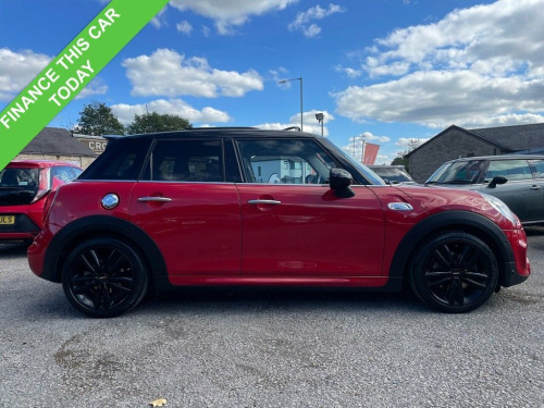 MINI Hatch  2.0 Cooper S Works Hatchback 5dr Petrol Manual Eur