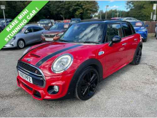 MINI Hatch  2.0 Cooper S Works Hatchback 5dr Petrol Manual Eur