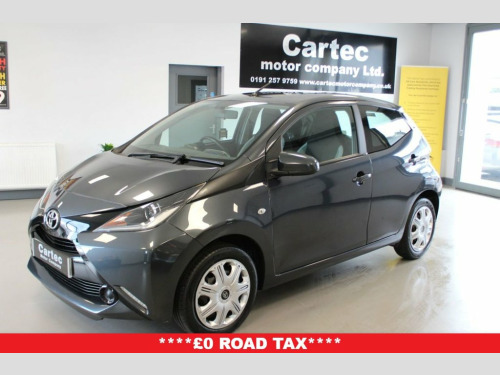 Toyota AYGO  1.0 VVT-I X-PLAY 5d 69 BHP