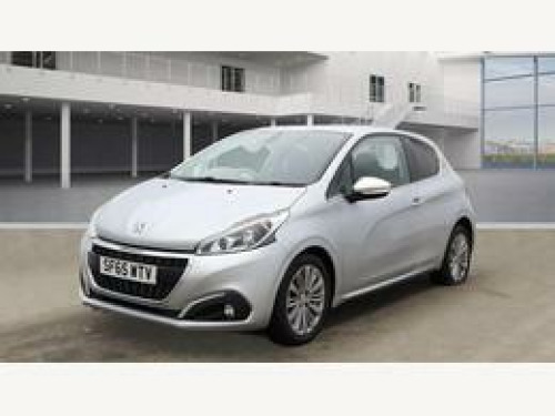 Peugeot 208  1.2 PureTech Allure Hatchback 3dr Petrol Manual Euro 6 (82 ps)