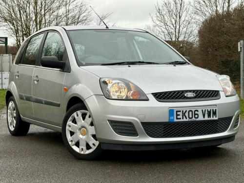 Ford Fiesta  1.6 Style 5dr