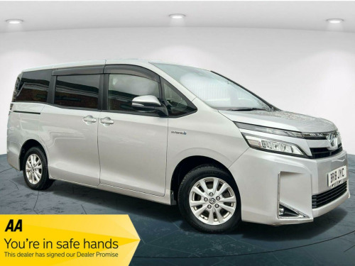 Toyota Voxy  Noah Hybrid 1.8 ZWR80 Auto 