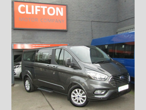 Ford Tourneo Custom  Titanium