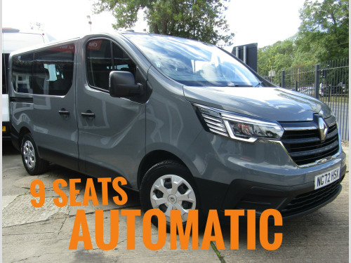 Renault Trafic  2.0 dCi SL28 Business 9 seat Minibus 5dr Diesel EDC L1 H1 Euro 6 (s/s) (9 S