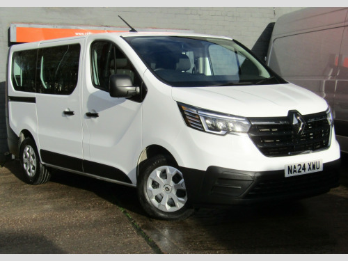 Renault Trafic  2.0 dCi SL28 Business Minibus Double Cab 5dr Diesel Manual L1 H1 Euro 6 (s/