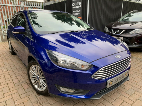 Ford Focus  1.0T EcoBoost Zetec Edition Euro 6 (s/s) 5dr