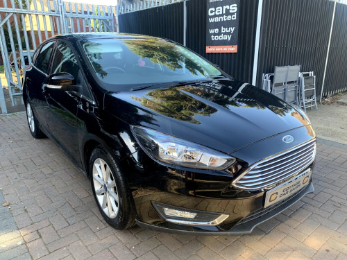 Ford Focus  1.0T EcoBoost Titanium Hatchback 5dr Petrol Manual Euro 6 (s/s) (100 ps)