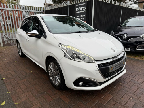 Peugeot 208  1.2 PureTech Allure Hatchback 5dr Petrol Manual Euro 6 (82 ps)