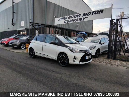 Toyota Yaris  1.33 Dual VVT-i Design Hatchback 5dr Petrol Manual