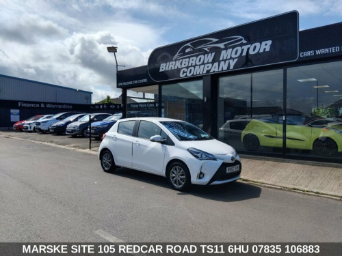 Toyota Yaris  1.5 VVT-i Icon Tech Hatchback 5dr Petrol Manual Eu