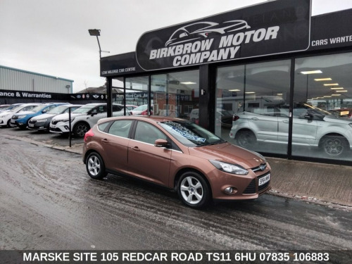 Ford Focus  1.6 Zetec Navigator Hatchback 5dr Petrol Manual Eu