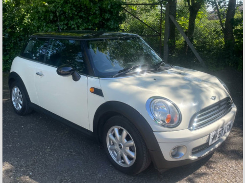 MINI Hatch 1.6 Cooper Hatch