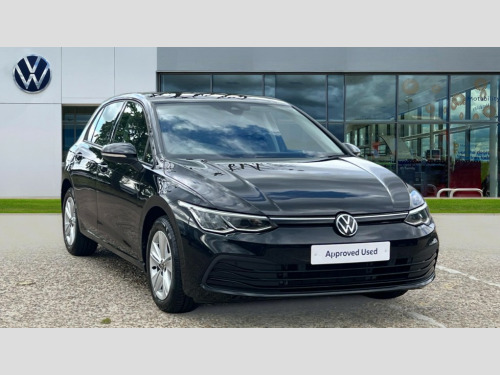 Volkswagen Golf  Golf 8 Life 1.5 eTSI 150PS 7-speed DSG 5 Door