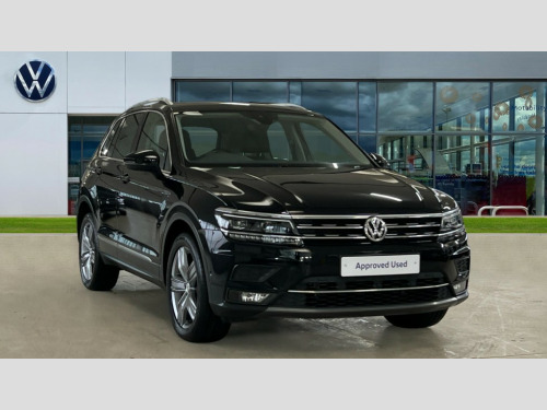 Volkswagen Tiguan  Tiguan SWB SEL 2.0 TSI 4Motion 190PS 7-Speed DSG 5 Door