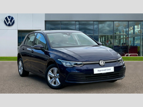 Volkswagen Golf  Golf 8 Life 2.0 TDI 115PS 7-speed DSG 5 Door