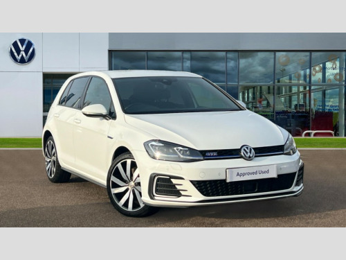 Volkswagen Golf  GOLF 1.4 TSI GTE Advance 5dr DSG