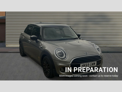 MINI Hatchback  HATCHBACK 1.5 Cooper Classic II 5dr Auto