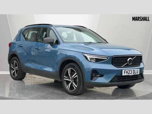 Volvo XC40  Xc40 2.0 B3P Plus Dark 5Dr Auto Estate