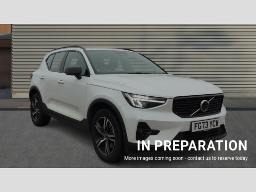 Volvo XC40  Xc40 2.0 B3P Plus Dark 5Dr Auto Estate