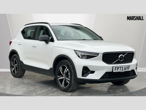 Volvo XC40  Volvo Xc40 Estate 2.0 B3P Plus Dark 5dr Auto