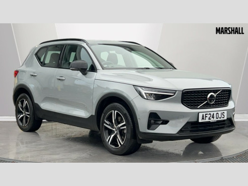 Volvo XC40  Volvo Xc40 Estate 2.0 B3P Plus Dark 5dr Auto