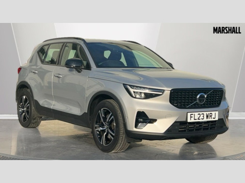 Volvo XC40  XC40 2.0 B3P Plus Dark 5dr Auto